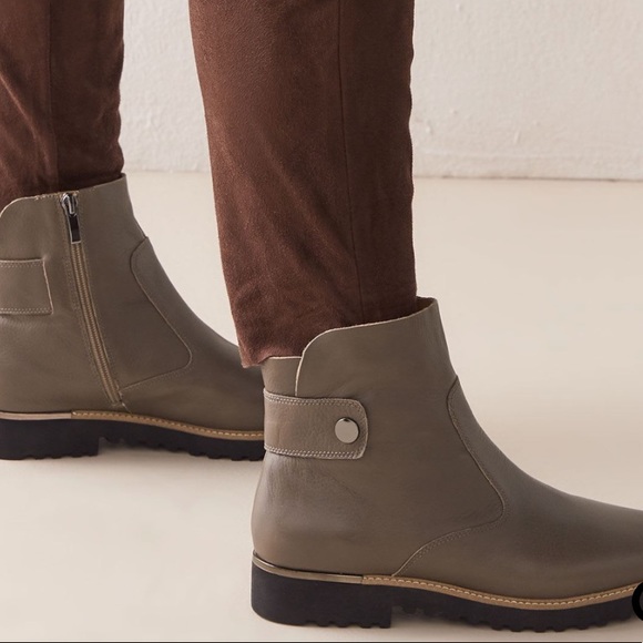 NWT Franco Sarto Leather Booties 9W (new!) - Picture 2 of 11